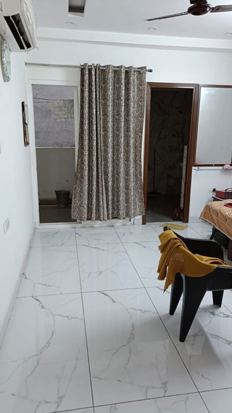 Living Room, dhakoli 3 Bedroom 148 Sq.Yd. Builder Floor In Dhakoli Zirakpur 10009490