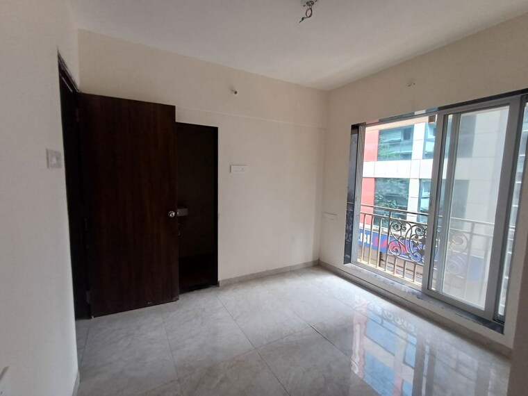 Bedroom, naupada 1 Bedroom 460 Sq.Ft. Apartment In Naupada Thane 10009505