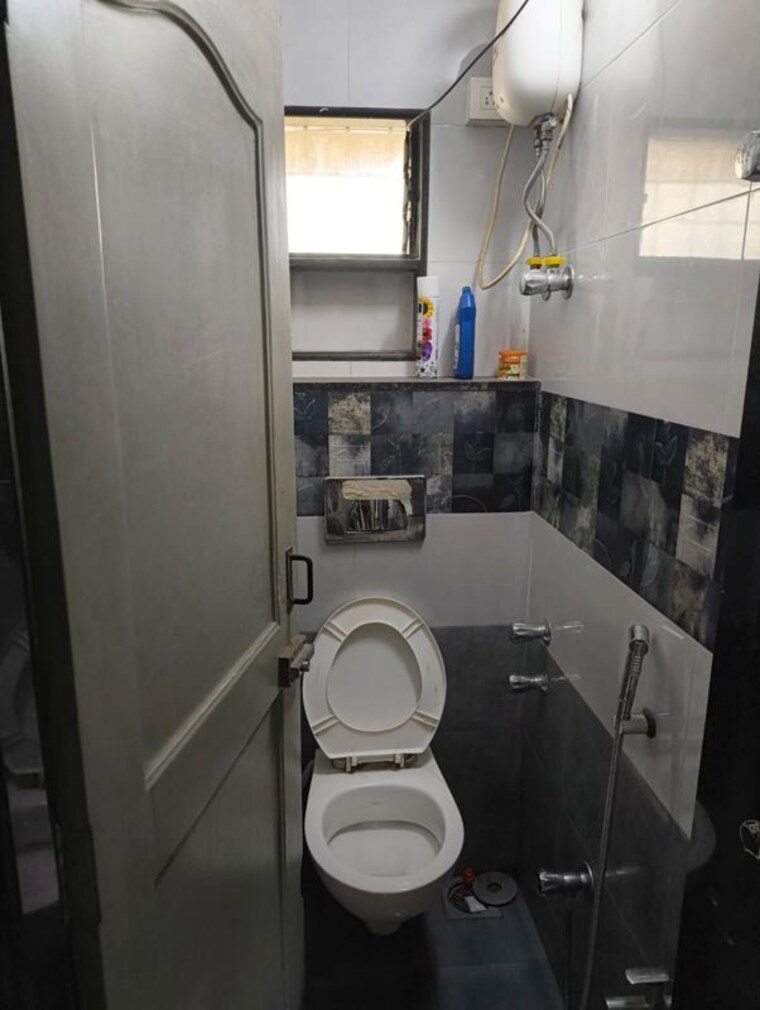 Bathroom, sankalp-nnp 1 Bedroom 325 Sq.Ft. Apartment In Goregaon East Mumbai 10009512