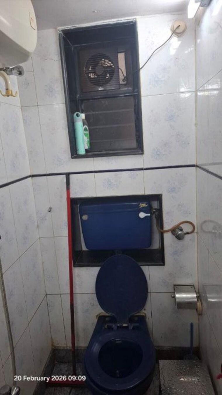 Attached Bathroom, kalina 1 Bedroom 550 Sq.Ft. Independent House In Kalina Mumbai 10009517