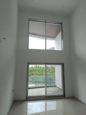 Room in 4 BHK Apartment at Pride Atlantic, Charholi Budruk – for Sale