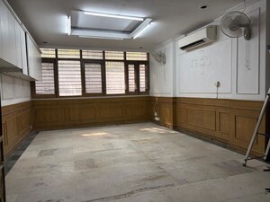 Room in 2 BHK Builder Floor at Lajpat Nagar I – for Rent