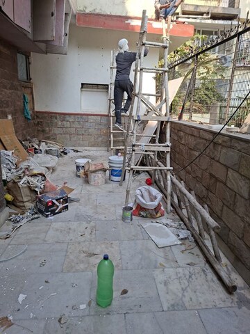 Parking in 3 BHK Builder Floor at Gulmohar Park – for Rent