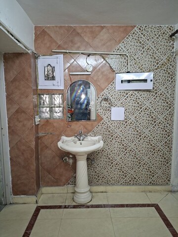 Bathroom in 3 BHK Builder Floor at Gulmohar Park – for Rent