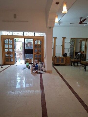 Gym in 3 BHK Builder Floor at Gulmohar Park – for Rent