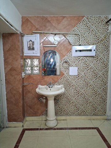 Bathroom in 3 BHK Builder Floor at Gulmohar Park – for Rent