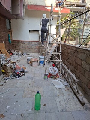 Parking in 3 BHK Builder Floor at Gulmohar Park – for Rent