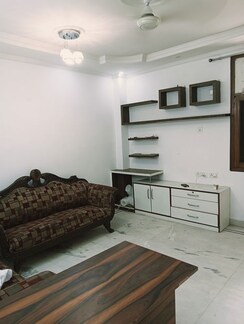 2 BHK Builder Floor For Rent in Lajpat Nagar II