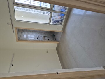 2 BHK Apartment For Rent in Antriksh Golf View, Sector 78