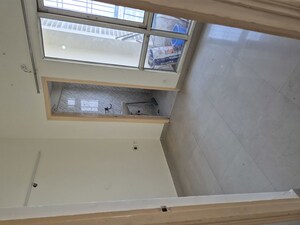 Furnished Amenities in 2 BHK Apartment at Antriksh Golf View, Sector 78 – for Rent