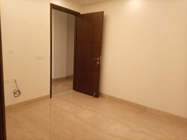 Room, kailash hills 3 Bedroom 127 Sq.Yd. Builder Floor In Kailash Hills Delhi 10009565