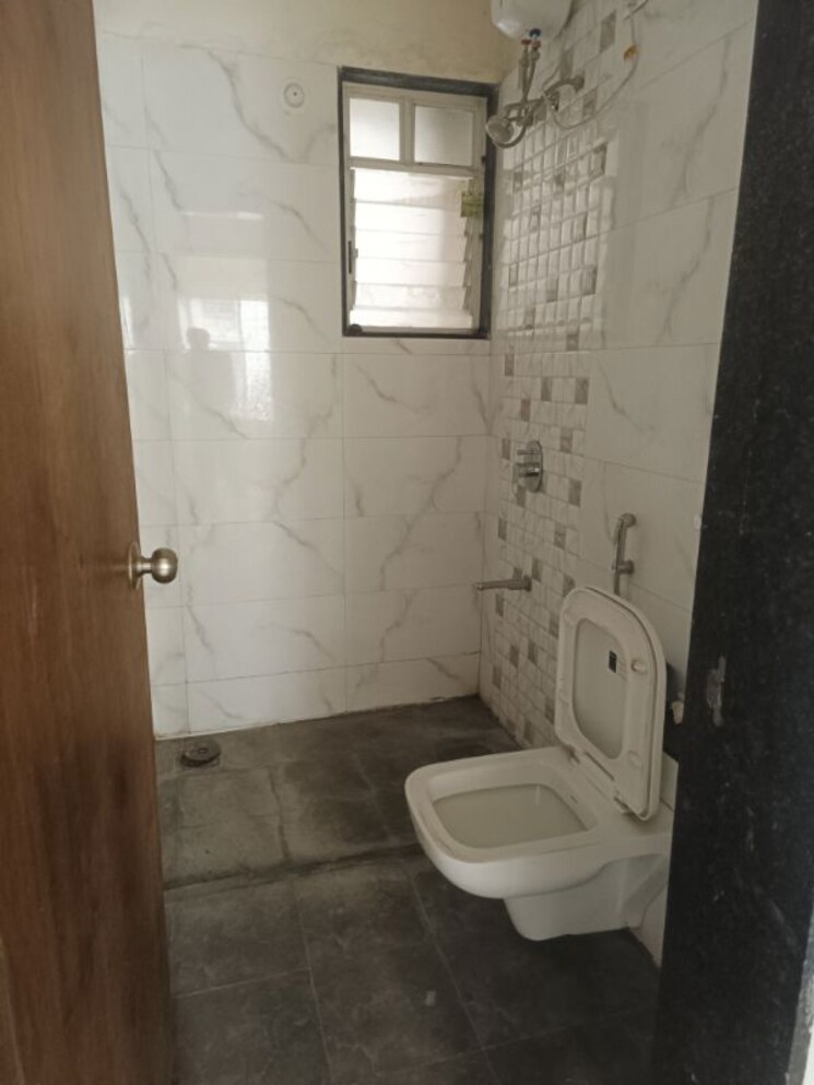 Bathroom, prathamesh-excellencia 2 Bedroom 696 Sq.Ft. Apartment In Tathawade Pune 10009569