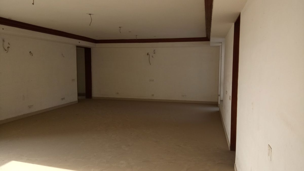 3 BHK + Servant Room Apartment For Sale in Jaypee Imperial Court