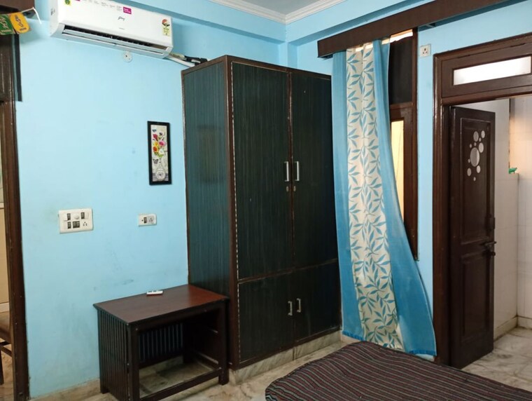 Bedroom, indirapuram shakti khand 1 2 Bedroom 900 Sq.Ft. Builder Floor In Indirapuram Shakti Khand 1 Ghaziabad 10009603