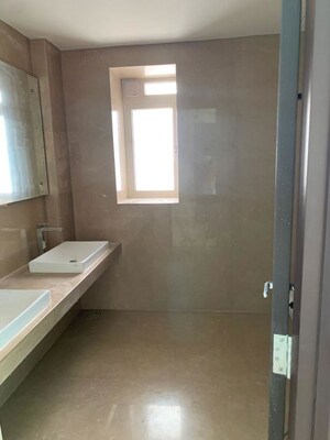 Bathroom in 4 BHK Apartment at Raheja Imperia, Worli – for Rent
