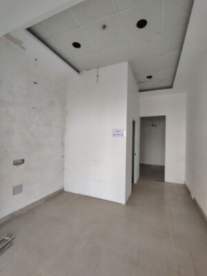 Room in  Office Space at Omaxe World Street, Sector 79 – for Rent