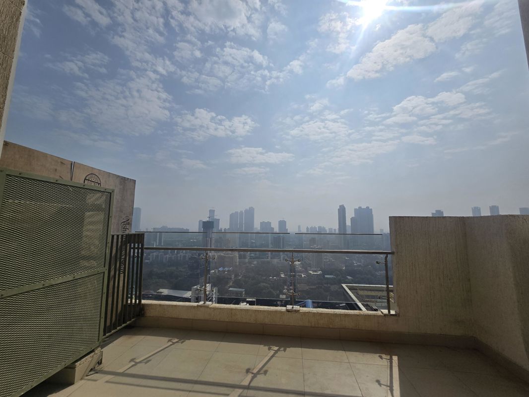 3 BHK + Pooja Room,Store Room Apartment For Rent in Indiabulls Sky Forest