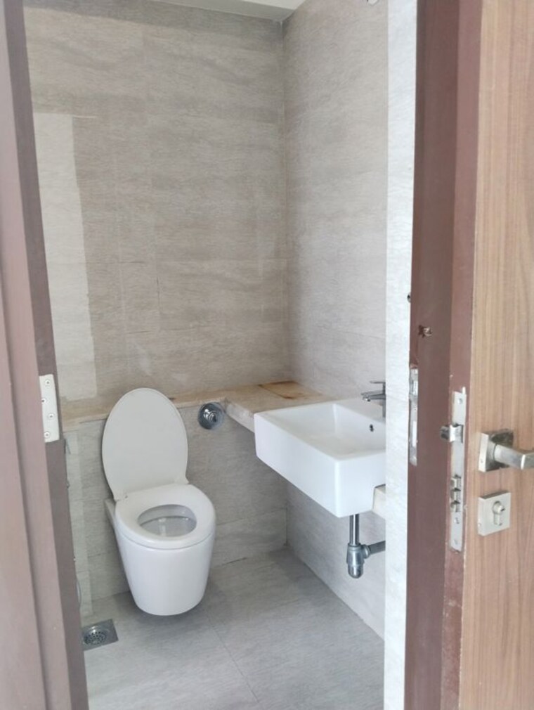 Bathroom, dgs-sheetal-anupam 2 Bedroom 500 Sq.Ft. Apartment In Malad West Mumbai 10009695