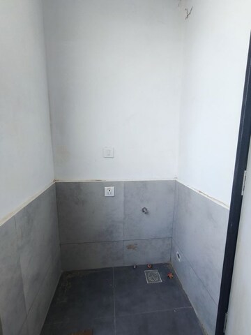 Bathroom in 2.5 BHK Apartment at My Home Sayuk, Tellapur – for Rent