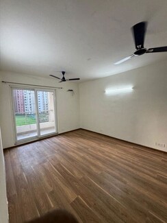 4 BHK + Servant Room Apartment For Sale in 3C Lotus Panache