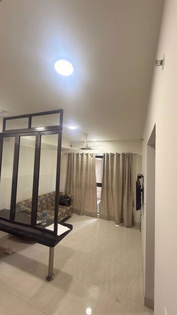 Room in 1 BHK Apartment at Lodha Crown Quality Homes, Majiwada – for Rent