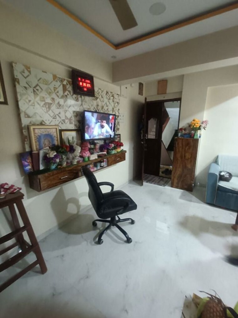 Living Room, mauli-chs-parel 2 Bedroom 550 Sq.Ft. Apartment In Parel Mumbai 10009725