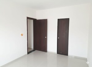 Room in 2 BHK Apartment at Utsav 51 Balewadi Residences, Balewadi – for Rent