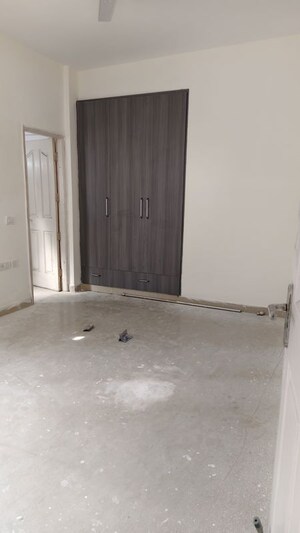 Room in 2 BHK Apartment at Great Value Sharanam, Sector 107 – for Rent