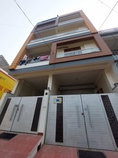 3 BHK + Pooja Room Builder Floor For Rent in DLF Vibhuti Khand