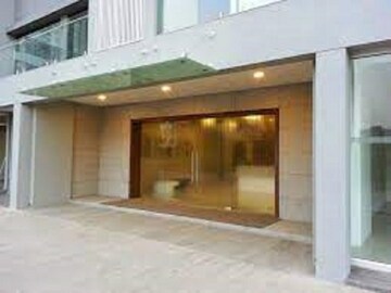 Room in  Office Space at Goyal Synergy Tower, Makarba – for Rent