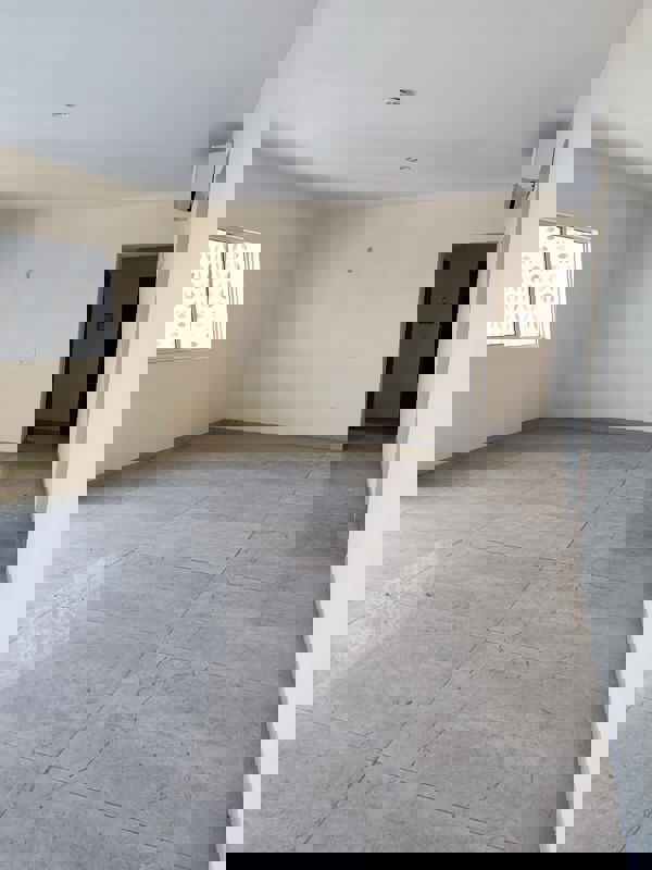 3 BHK + Pooja Room,Study Room 1600 Sq.Ft. Builder Floor in DLF Vibhuti Khand