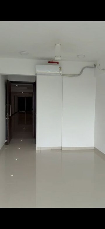 2 BHK Apartment For Rent in Sunteck City Avenue 4, Goregaon West