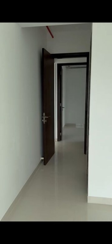 Room in 2 BHK Apartment at Sunteck City Avenue 4, Goregaon West – for Rent