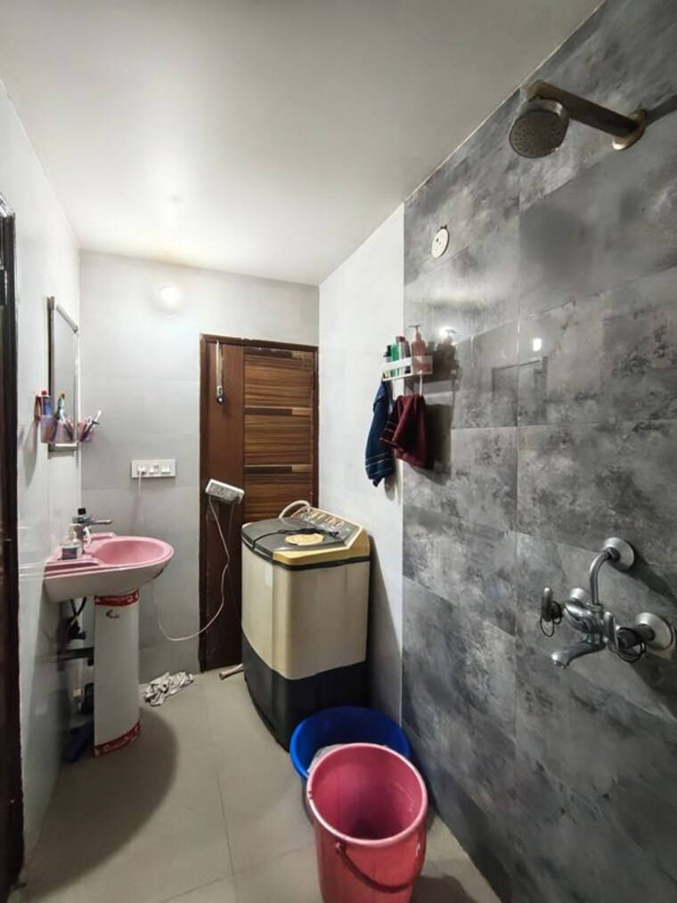 Team Area, sector 55 1.5 Bedroom 500 Sq.Ft. Builder Floor In Sector 55 Gurgaon 10009791