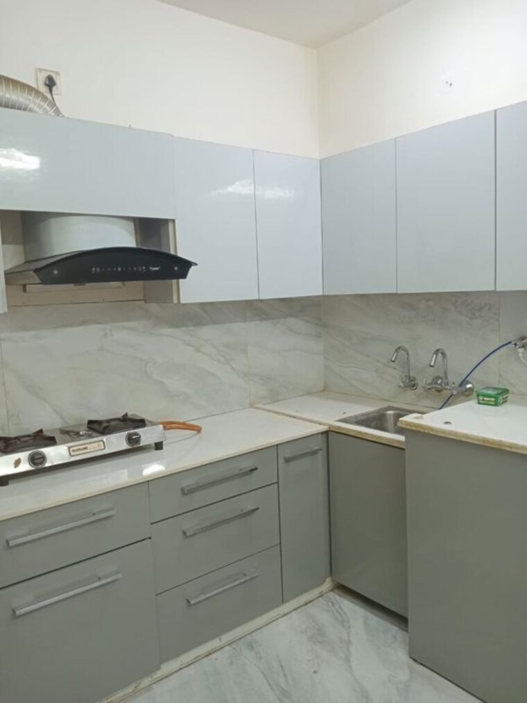 Kitchen, arun-vihar-sector-37 2 Bedroom 1050 Sq.Ft. Apartment In Sector 37 Noida 10009824