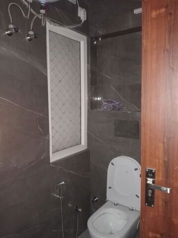 Bathroom in 2 BHK Apartment at Arun Vihar Sector 37, Sector 37 – for Rent
