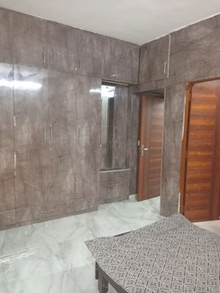 2 BHK + Pooja Room Apartment For Rent in Arun Vihar Sector 37