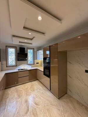 Bedroom in 4 BHK Apartment at Suncity – for Rent