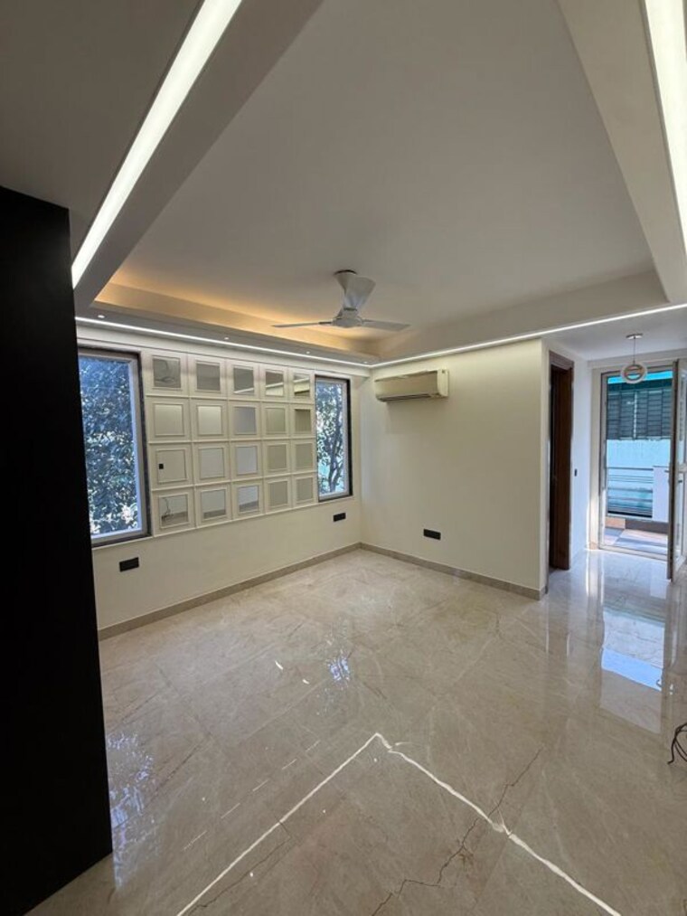 Room, suncity 4 Bedroom 3060 Sq.Ft. Apartment In Suncity Gurgaon 10009799
