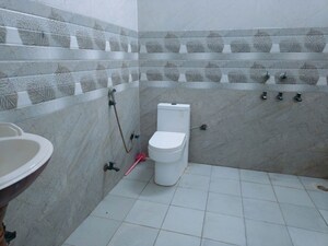 Bathroom in  Pg at Sector 40 – for Rent