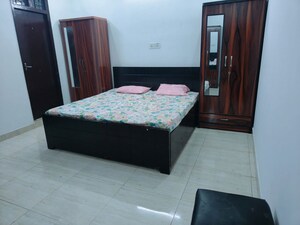 Room in  Pg at Sector 40 – for Rent