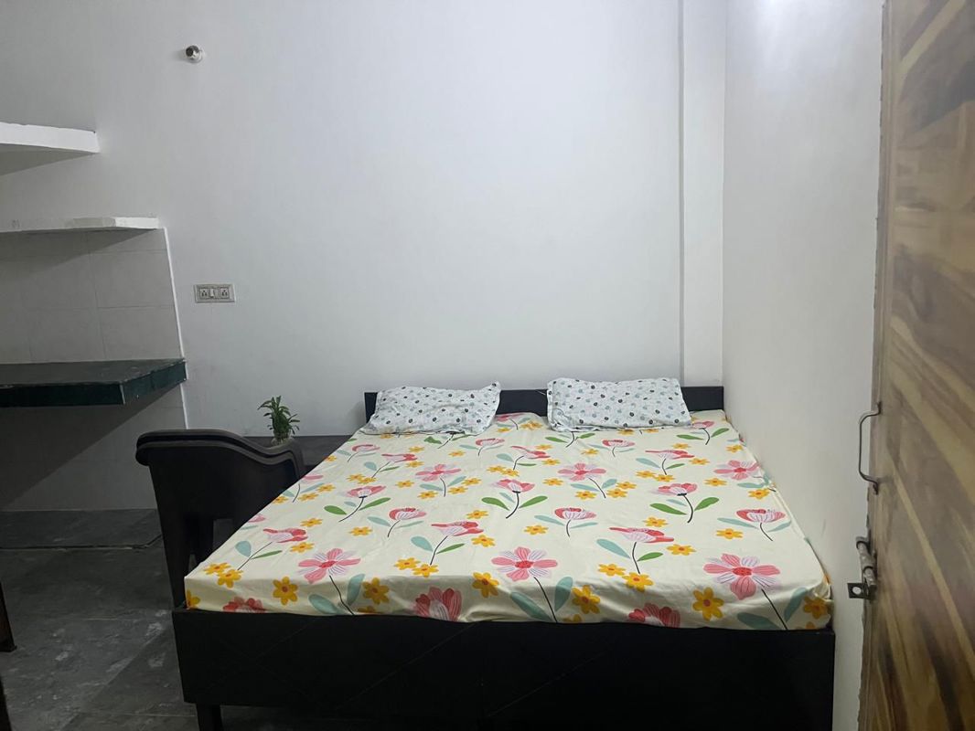 Pg For Rent in Sector 51