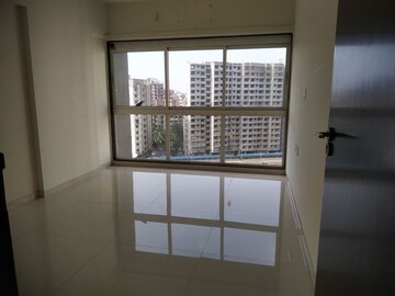 Room in 2.5 BHK Apartment at Godrej Central, Chembur – for Sale
