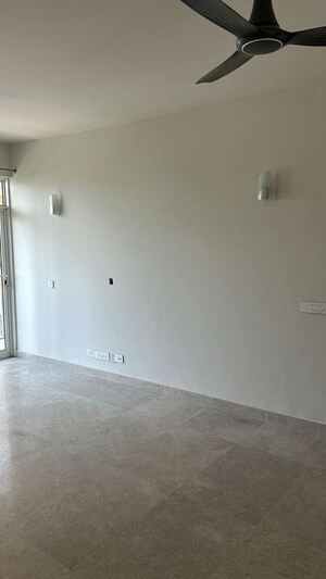 Room in 2 BHK Apartment at Ireo The Corridors, Sector 67a – for Sale