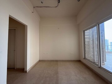 Room in 3 BHK Apartment at Indiabulls Sky Forest, Lower Parel – for Rent