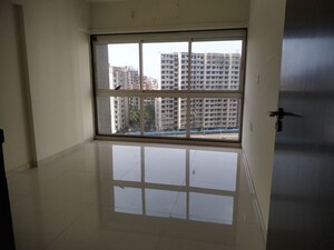 Room in 2.5 BHK Apartment at Godrej Central, Chembur – for Sale