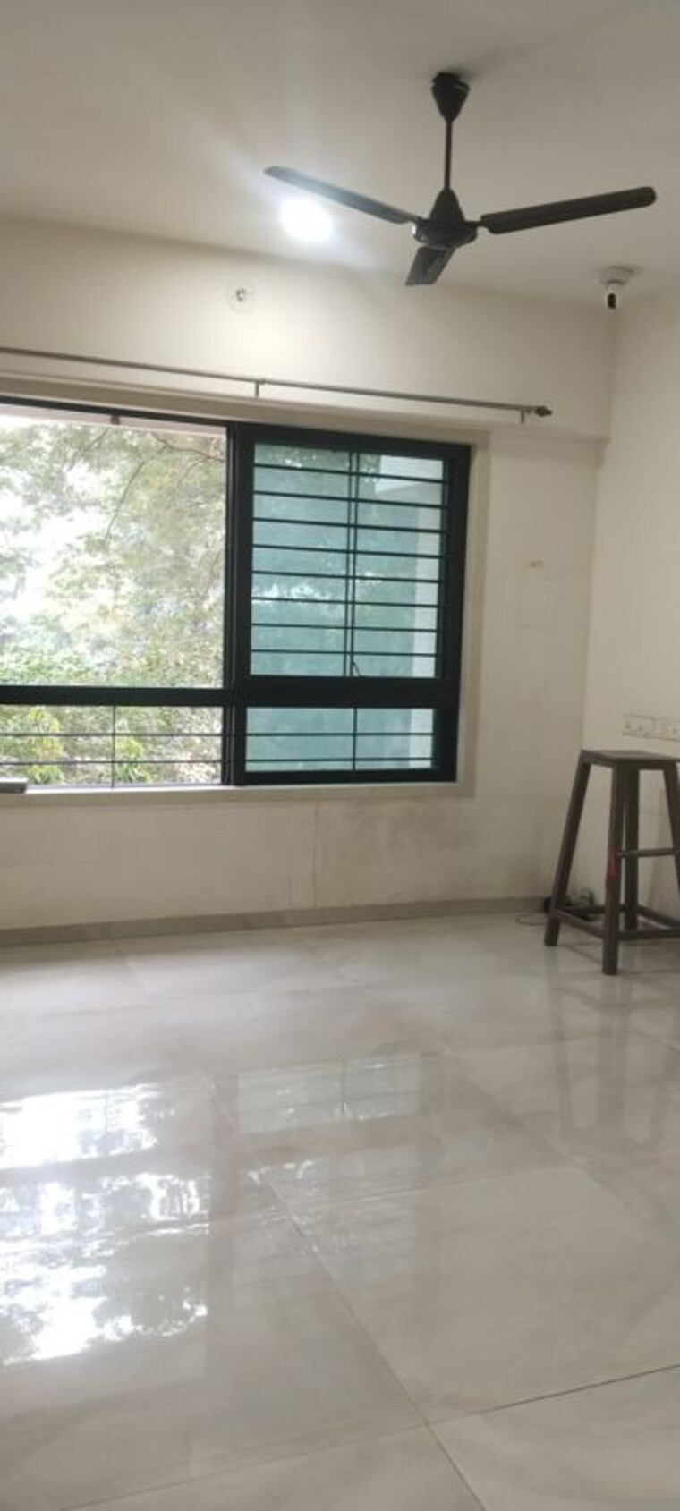Living Room, mulund west 3 Bedroom 858 Sq.Ft. Apartment In Mulund West Mumbai 9577835
