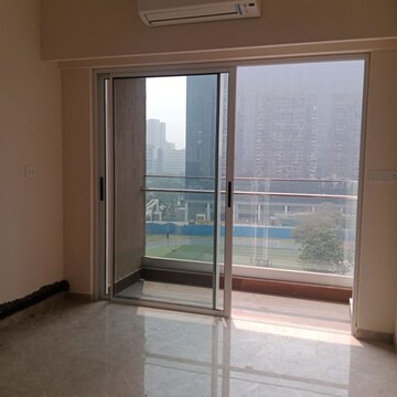 Room in 4 BHK Apartment at LnT Elixir Reserve, Powai – for Sale