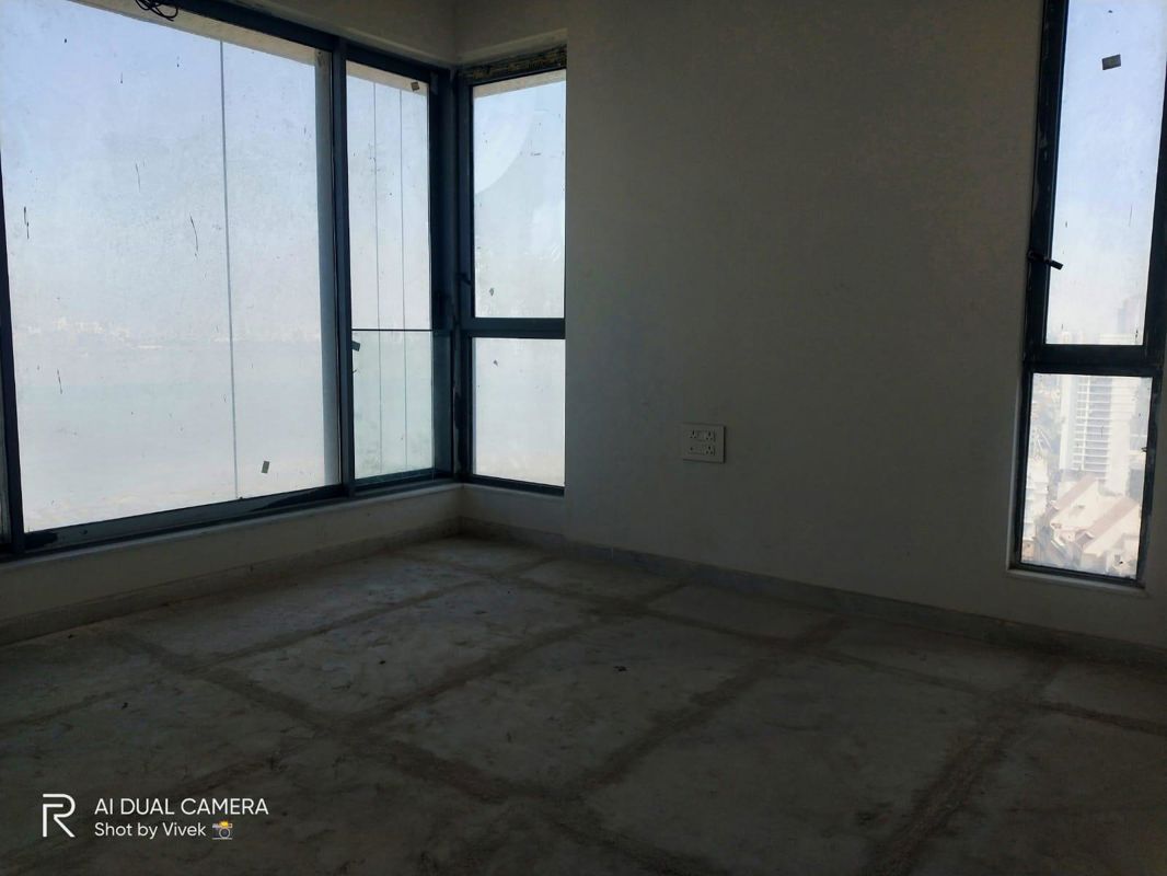 4 BHK + Pooja Room,Servant Room Apartment For Rent in Hubtown 25 South