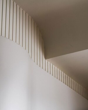 Staircase in 3 BHK Apartment at DLH Legacy, Juhu – for Rent